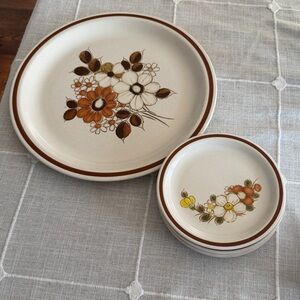 1970s Vintage Woodland Serving Platter and snack plates set of 5